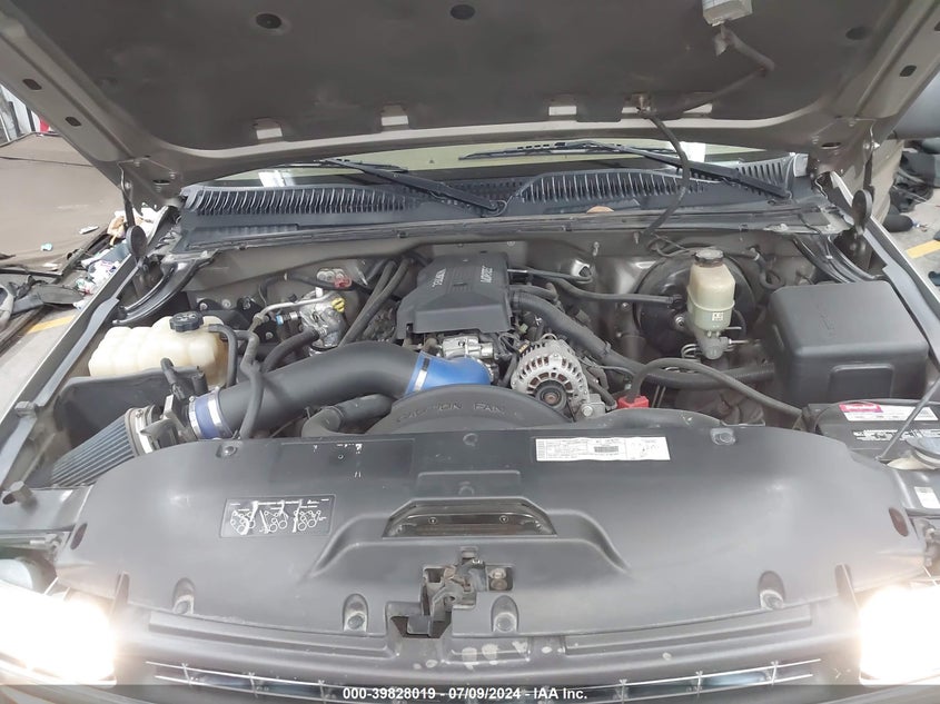 1999 Chevrolet Silverado C1500 VIN: 1GCEC14V6XZ130489 Lot: 39828019