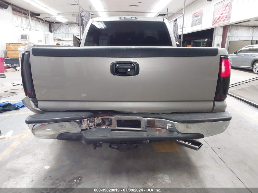 1999 Chevrolet Silverado C1500 VIN: 1GCEC14V6XZ130489 Lot: 39828019