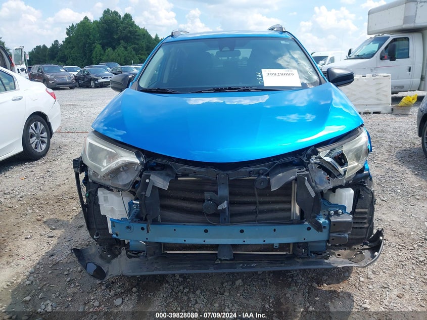 2018 TOYOTA RAV4 LE - JTMZFREV1JJ728128