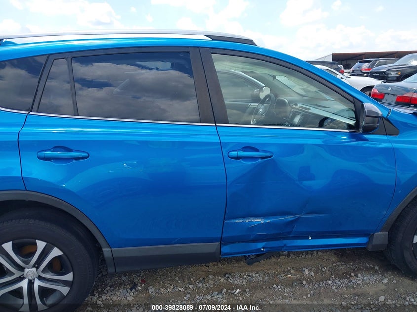 2018 TOYOTA RAV4 LE - JTMZFREV1JJ728128