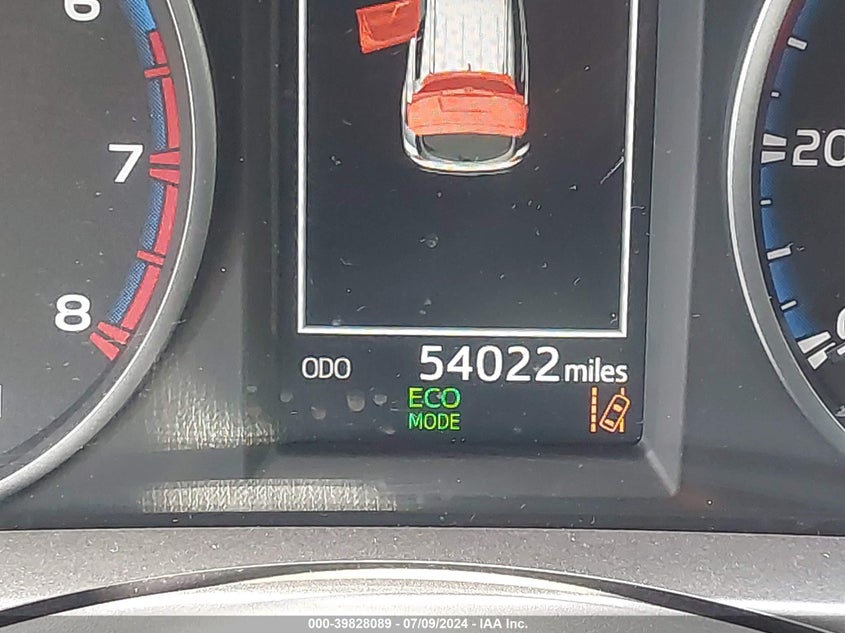 2018 TOYOTA RAV4 LE - JTMZFREV1JJ728128