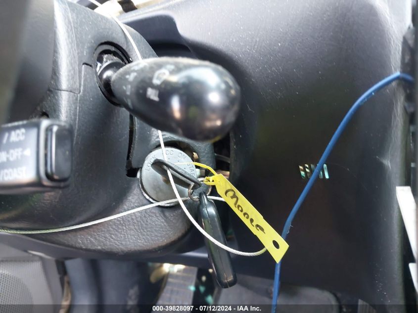 2003 Toyota Corolla Ce/Le/S VIN: 1NXBR32E83Z090872 Lot: 39828097