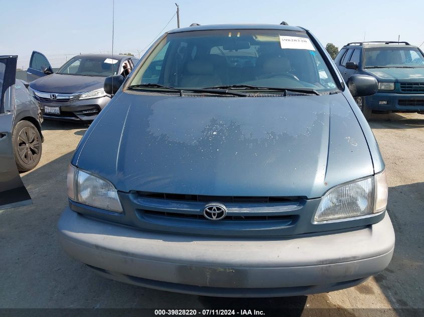 2000 Toyota Sienna Le VIN: 4T3ZF13C4YU210769 Lot: 39828220