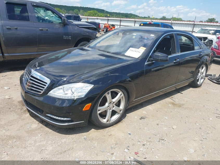 2013 Mercedes-Benz S 550 VIN: WDDNG7DB9DA505675 Lot: 39828256