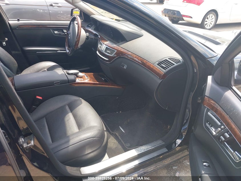 2013 Mercedes-Benz S 550 VIN: WDDNG7DB9DA505675 Lot: 39828256