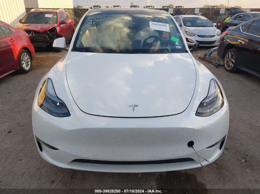 2022 Tesla Model Y Performance Dual Motor All-Wheel Drive VIN: 7SAYGDEFXNF453119 Lot: 39828280