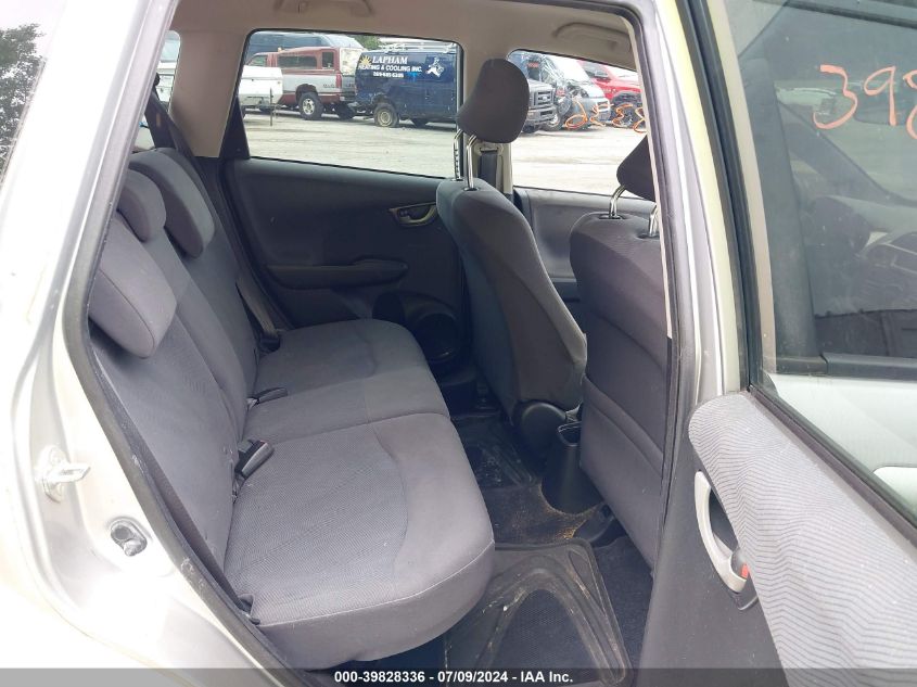 2012 Honda Fit VIN: JHMGE8H32CC005232 Lot: 39828336