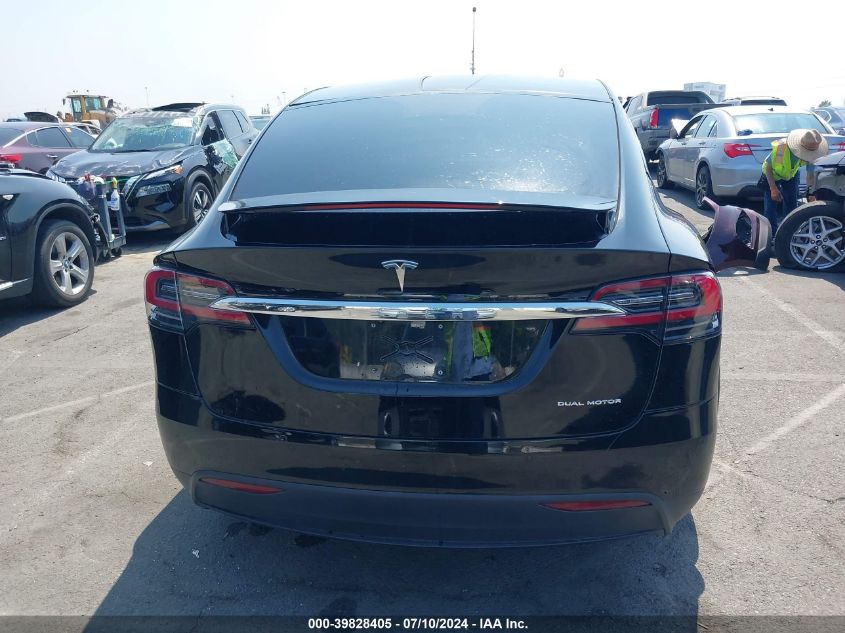 2020 Tesla Model X Long Range Dual Motor All-Wheel Drive/Long Range Plus Dual Motor All-Wheel Drive VIN: 5YJXCDE2XLF305177 Lot: 39828405