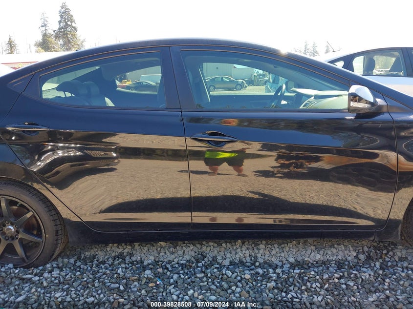 2012 Hyundai Elantra Limited (Ulsan Plant) VIN: KMHDH4AE9CU352126 Lot: 39828508