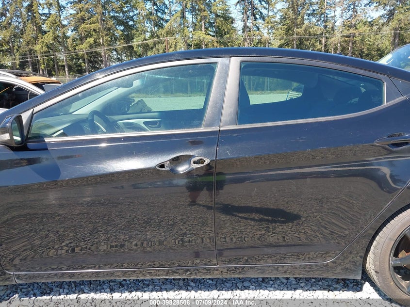 2012 Hyundai Elantra Limited (Ulsan Plant) VIN: KMHDH4AE9CU352126 Lot: 39828508