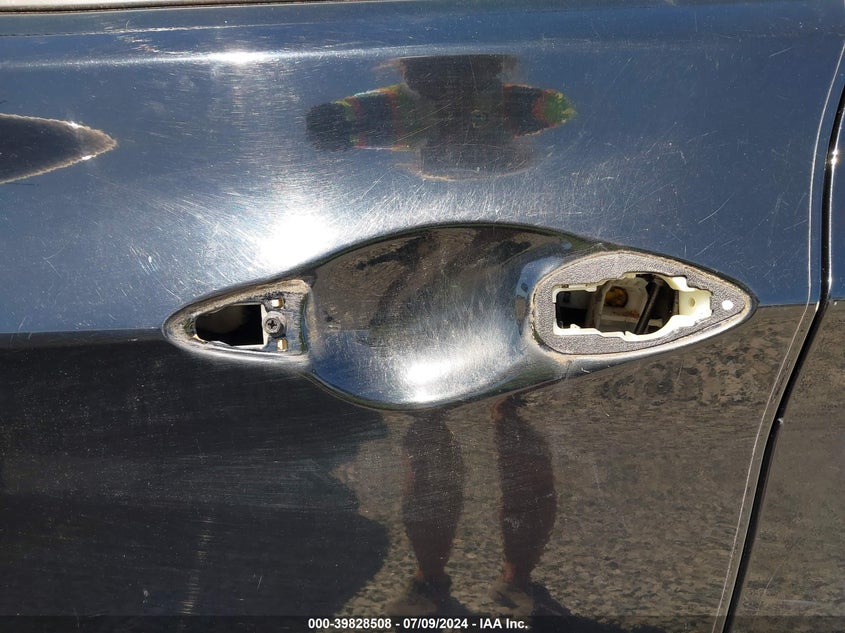 2012 Hyundai Elantra Limited (Ulsan Plant) VIN: KMHDH4AE9CU352126 Lot: 39828508