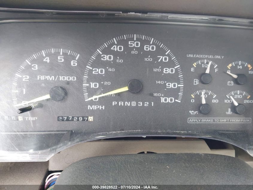 1998 Chevrolet Gmt-400 C1500 VIN: 1GCEC14RXWZ118038 Lot: 39828522