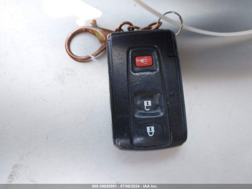 2005 Toyota Prius VIN: JTDKB20U357010294 Lot: 39828591