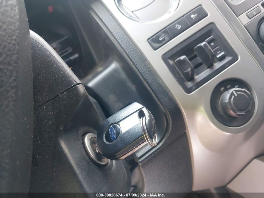 2016 Ford Expedition El Xlt VIN: 1FMJK1JT0GEF18633 Lot: 39828674