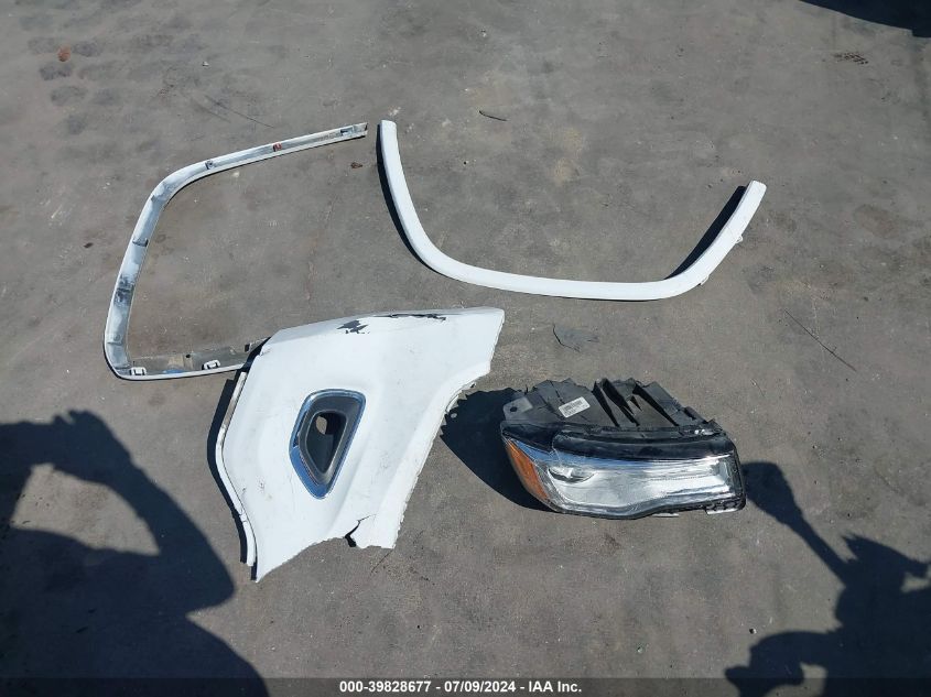 2015 Jeep Grand Cherokee Overland VIN: 1C4RJECT9FC728897 Lot: 39828677