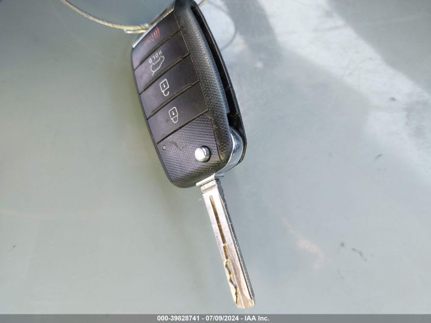 2016 Kia Soul + VIN: KNDJP3A58G7370142 Lot: 39828741