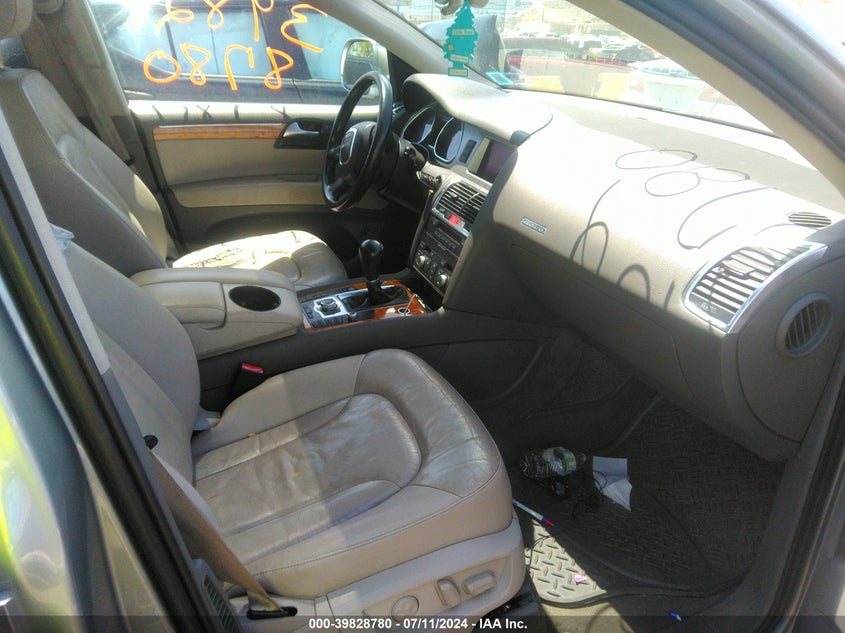 2008 Audi Q7 3.6 Premium VIN: WA1BY74L18D008217 Lot: 39828780