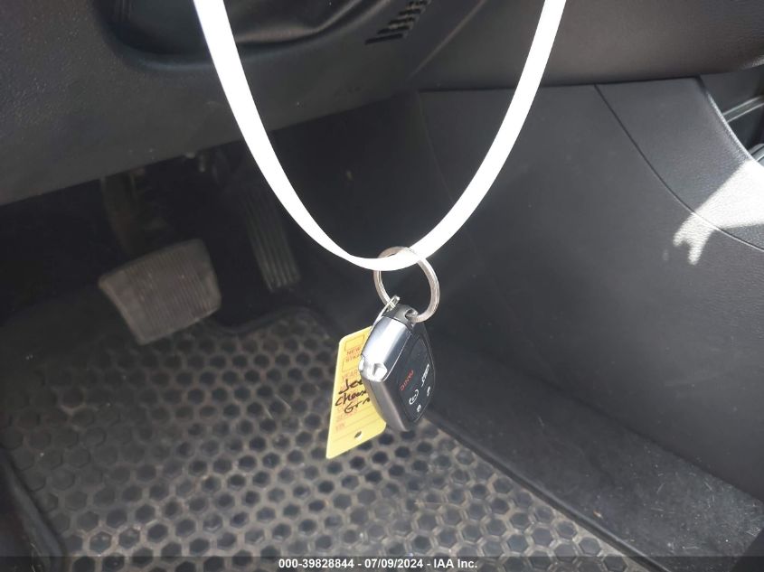 2020 Jeep Cherokee Latitude Plus 4X4 VIN: 1C4PJMLB0LD617363 Lot: 39828844