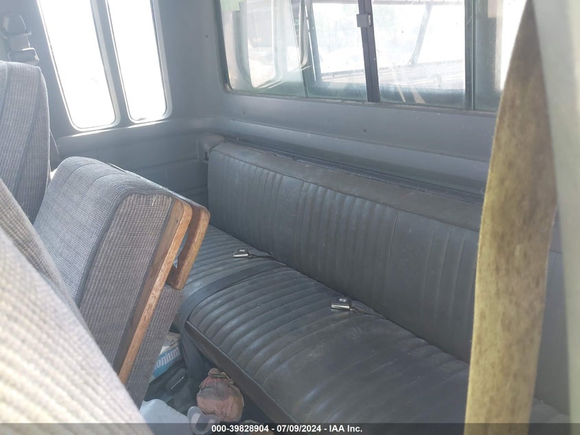 1990 Ford F250 VIN: 1FTHX25G8LKA49830 Lot: 39828904