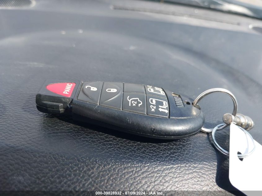 2014 Dodge Grand Caravan Sxt VIN: 2C4RDGCG2ER123017 Lot: 39828932