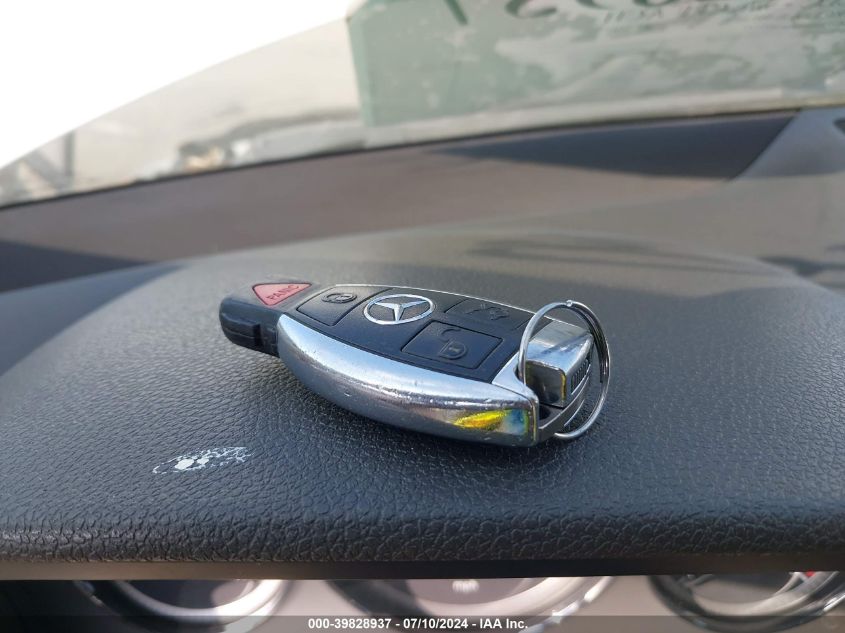 WDDGF8BB5AR105727 2010 Mercedes-Benz C 300 Luxury 4Matic/Sport 4Matic