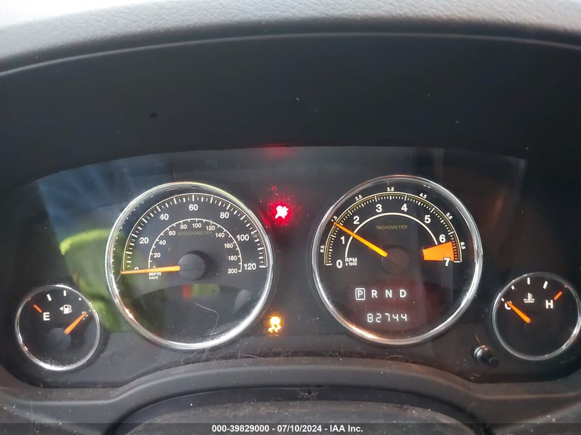 2015 Jeep Compass High Altitude Edition VIN: 1C4NJDEB0FD162622 Lot: 39829000