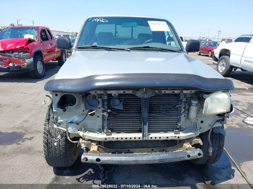 2002 Toyota Tacoma Base V6 VIN: 5TEWN72N62Z141994 Lot: 39829022