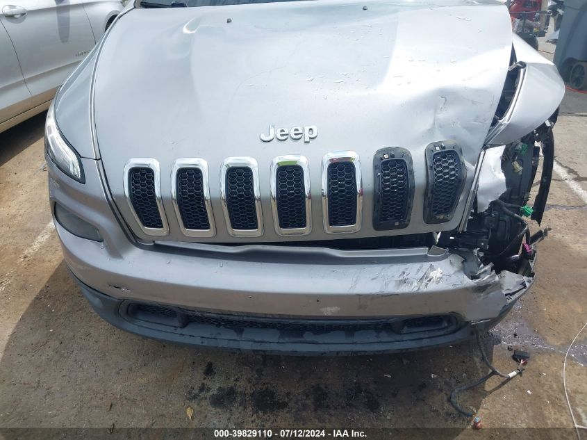 2016 Jeep Cherokee Latitude VIN: 1C4PJLCBXGW302607 Lot: 39829110