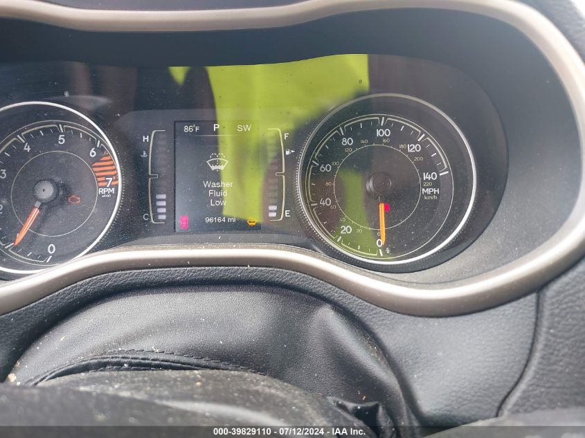 2016 Jeep Cherokee Latitude VIN: 1C4PJLCBXGW302607 Lot: 39829110