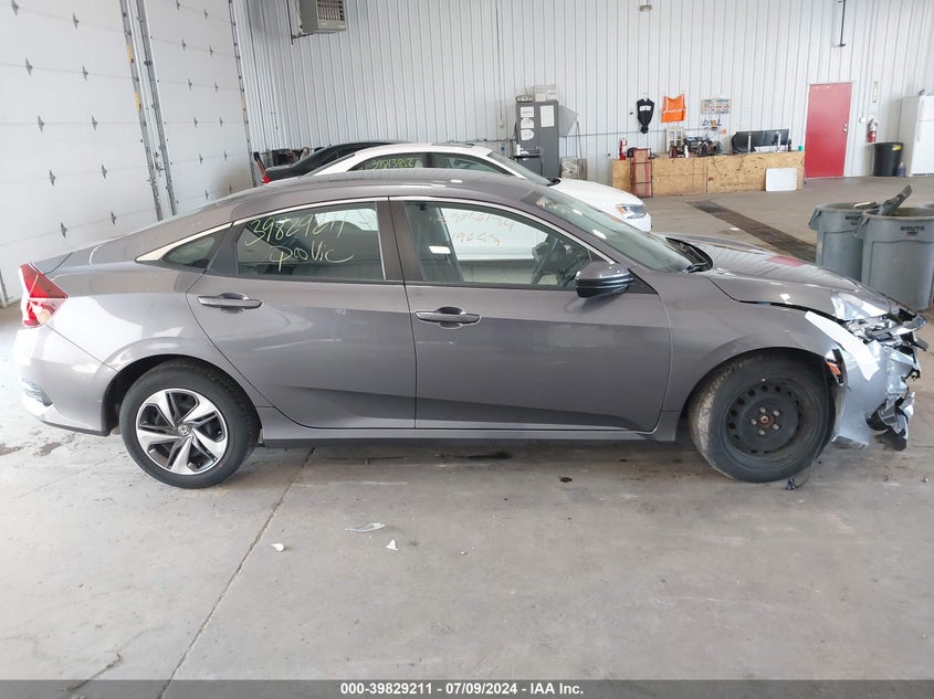 VIN 19XFC2F61KE032703 2019 HONDA CIVIC LX