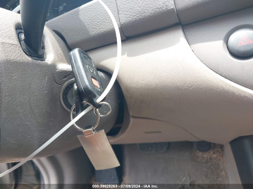 2004 Toyota Camry Le VIN: 4T1BE32K74U857145 Lot: 39829263