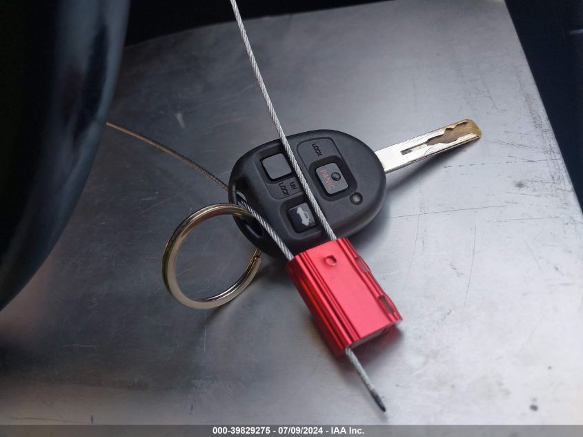 2003 Lexus Is 300 VIN: JTHBD192130069869 Lot: 39829275