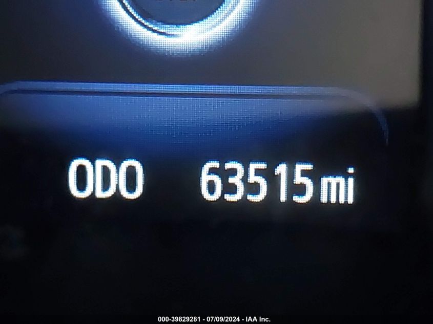 2017 Toyota Avalon Limited VIN: 4T1BK1EB4HU263885 Lot: 39829281