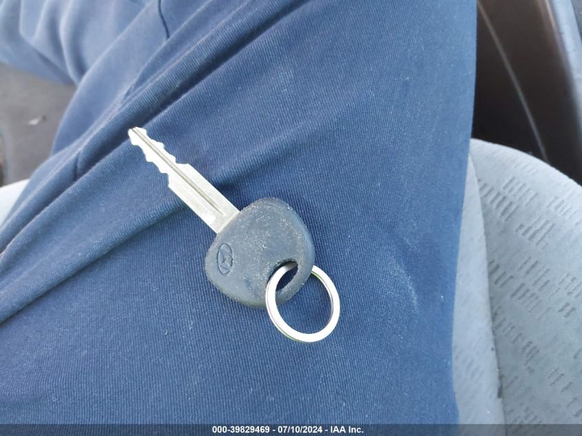 2005 Hyundai Elantra Gls/Gt VIN: KMHDN46D35U082287 Lot: 39829469