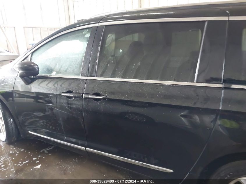 2020 Chrysler Pacifica Touring L VIN: 2C4RC1BG4LR148029 Lot: 39829499