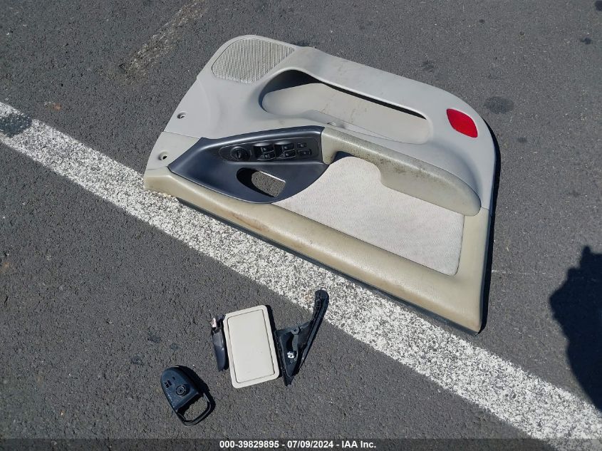 2005 Hyundai Elantra Gls/Gt VIN: KMHDN46D65U006904 Lot: 39829895