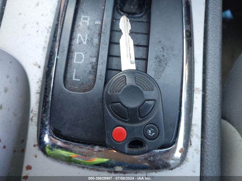 2011 Ford Fusion S VIN: 3FAHP0GA0BR121925 Lot: 39829987