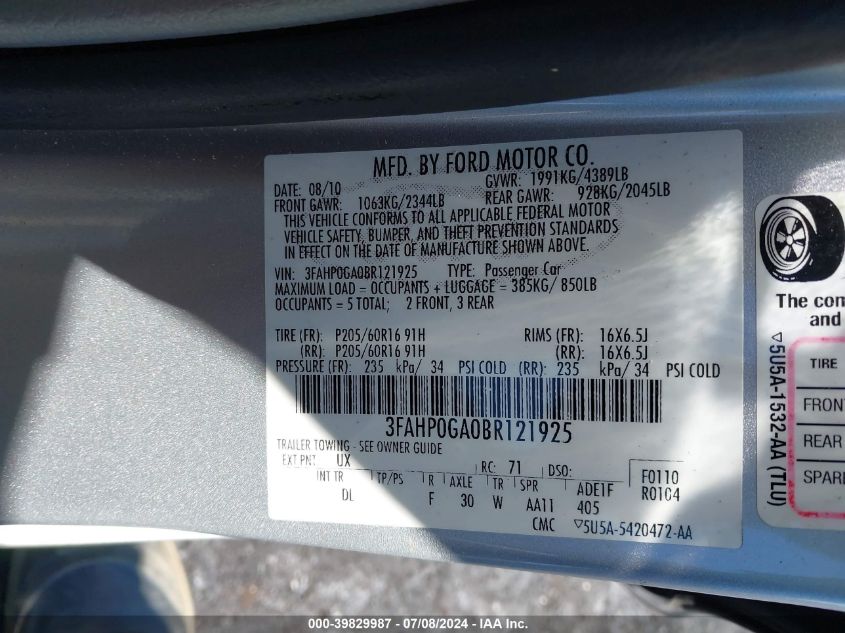 2011 Ford Fusion S VIN: 3FAHP0GA0BR121925 Lot: 39829987