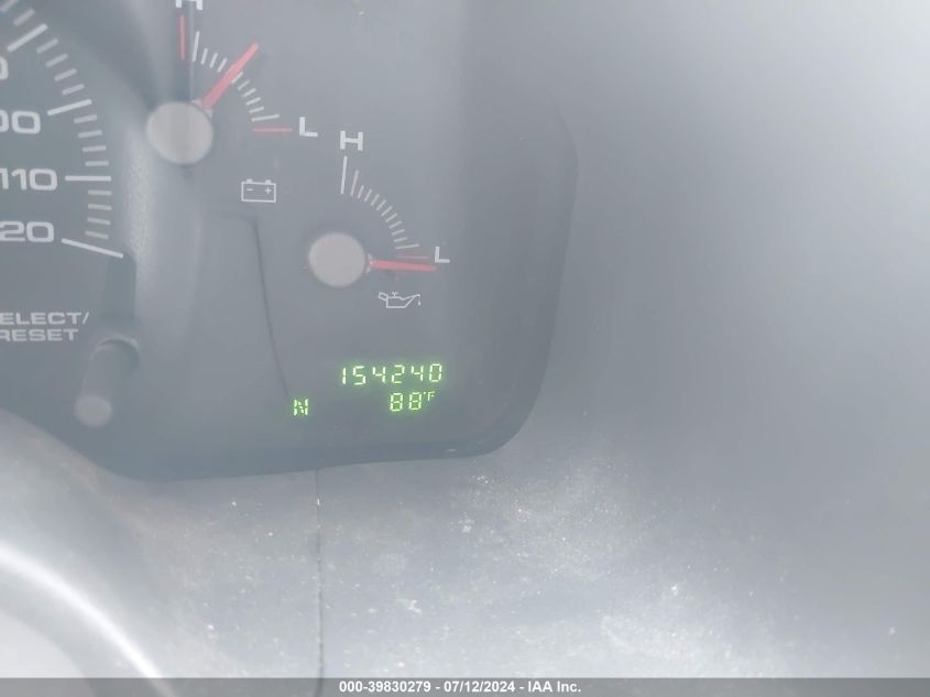 2004 Ford Expedition Xlt VIN: 1FMPU16L44LB29742 Lot: 39830279