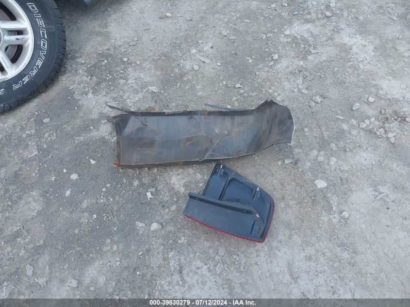 2004 Ford Expedition Xlt VIN: 1FMPU16L44LB29742 Lot: 39830279