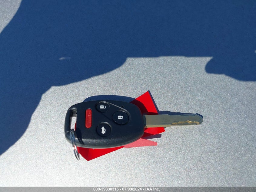 2007 Honda Civic Lx VIN: 1HGFA16557L070944 Lot: 39830315