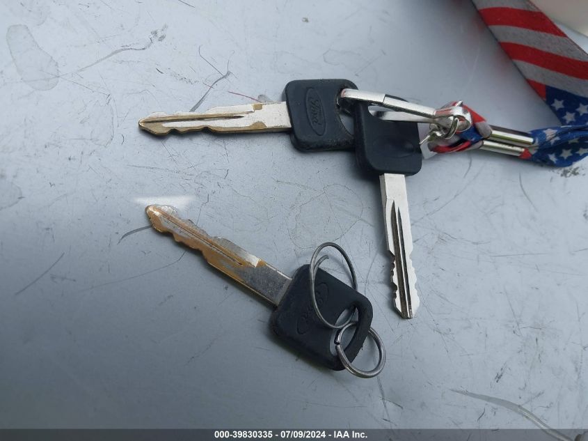 1996 Ford F350 VIN: 1FTJW36F0TEB17066 Lot: 39830335