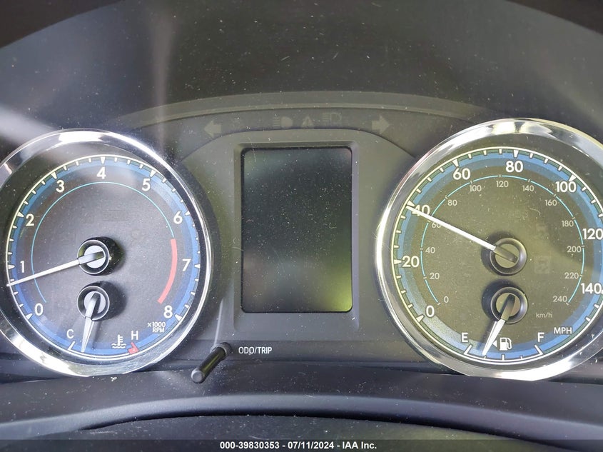 2019 TOYOTA COROLLA LE - 5YFBURHE3KP898684