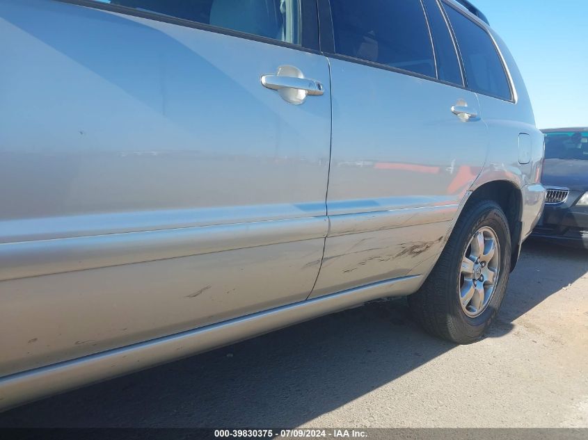 2005 Toyota Highlander V6 VIN: JTEDP21AX50068647 Lot: 39830375