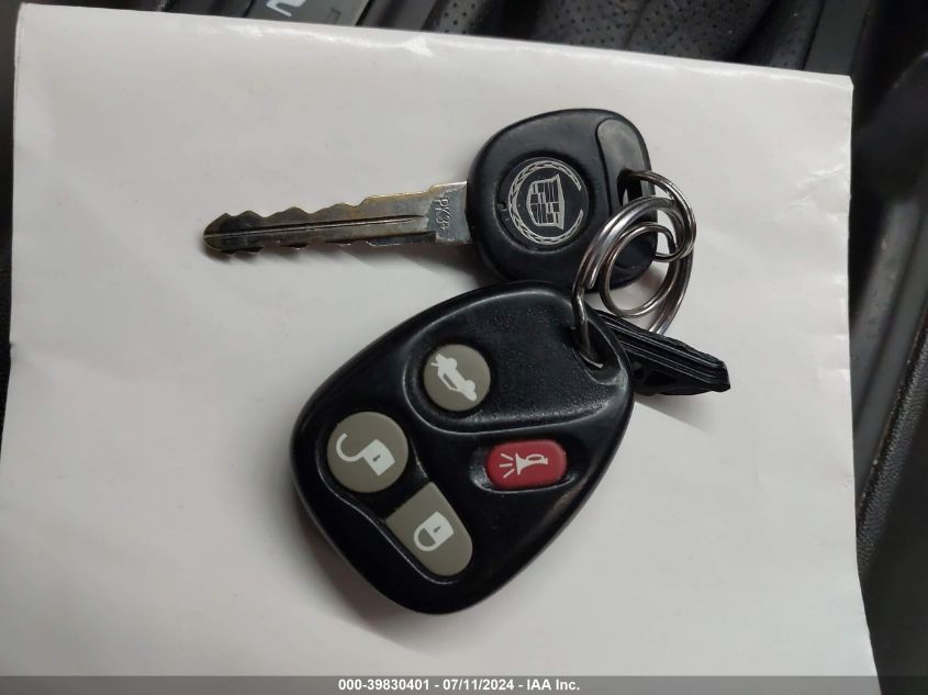 2003 Cadillac Cts Standard VIN: 1G6DM57NX30136938 Lot: 39830401