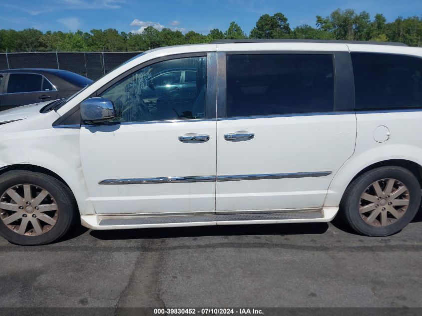 2011 Chrysler Town & Country Touring-L VIN: 2A4RR8DG5BR781572 Lot: 39830452