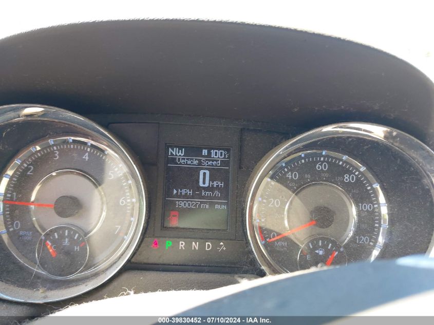 2011 Chrysler Town & Country Touring-L VIN: 2A4RR8DG5BR781572 Lot: 39830452