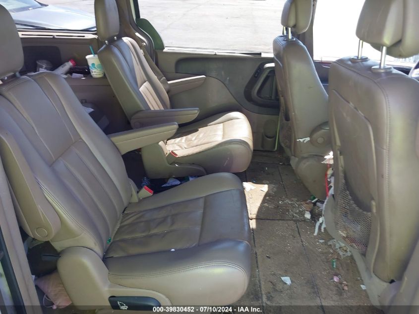 2011 Chrysler Town & Country Touring-L VIN: 2A4RR8DG5BR781572 Lot: 39830452