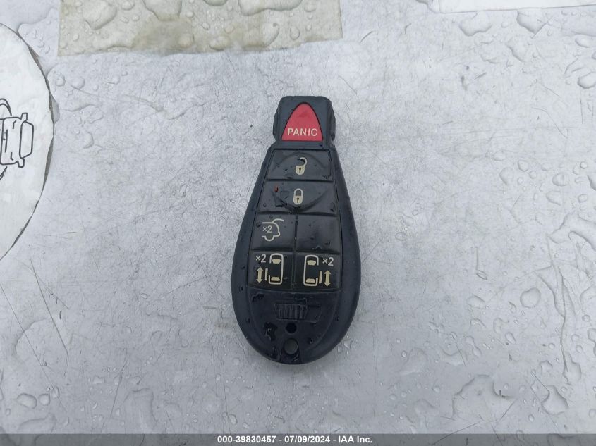 2010 Chrysler Town & Country Touring VIN: 2A4RR5D18AR440613 Lot: 39830457