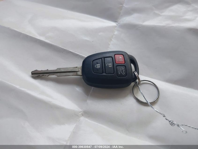 2017 Toyota Rav4 Xle VIN: 2T3RFREV3HW629175 Lot: 39830547